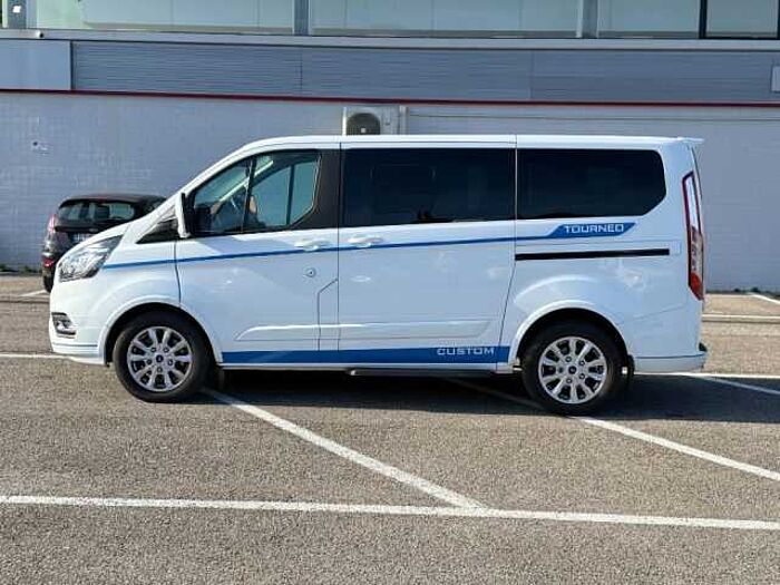 Ford Tourneo Custom 2l