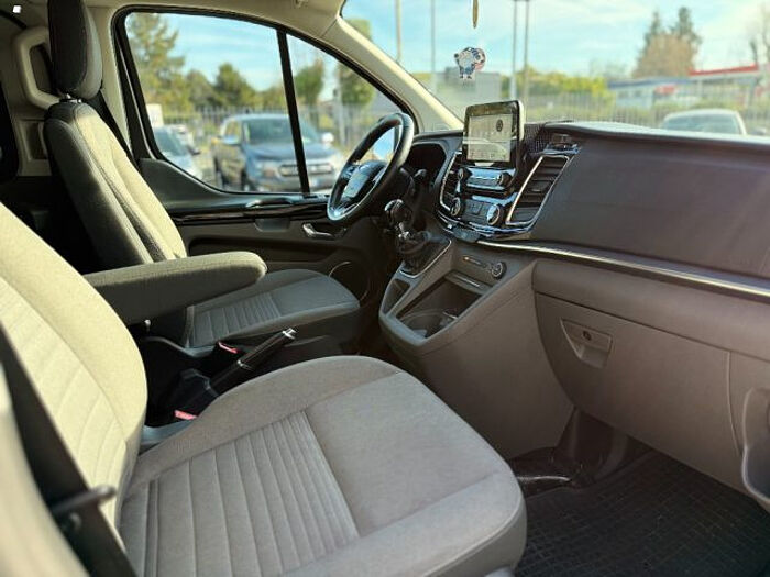 Ford Tourneo Custom 2l