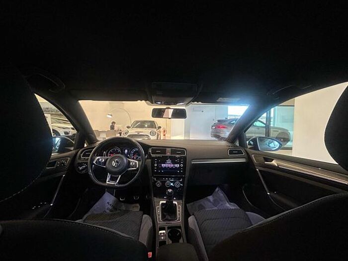 Volkswagen Golf 1.6l