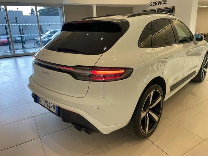 Porsche Macan 2l