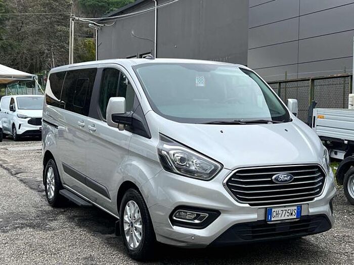 Ford Tourneo Custom 2l