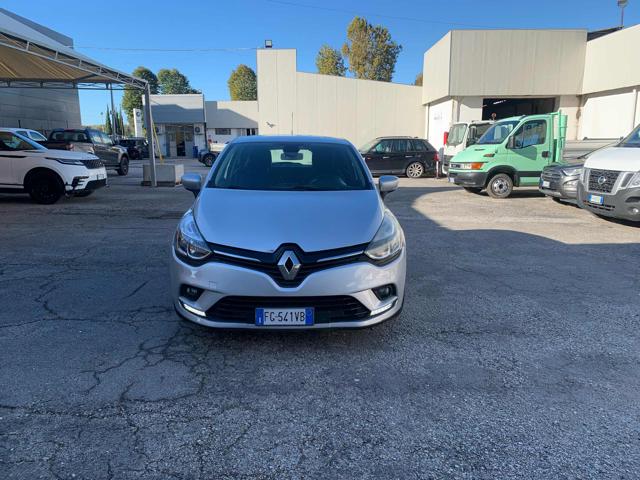Renault Clio 1.5l - Argento
