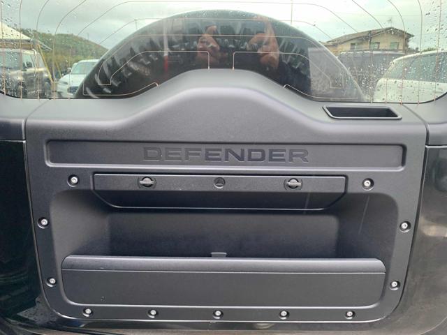 Land Rover Defender 3.0l - Nero