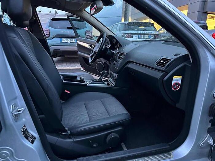 Mercedes-Benz C 200 2.1l