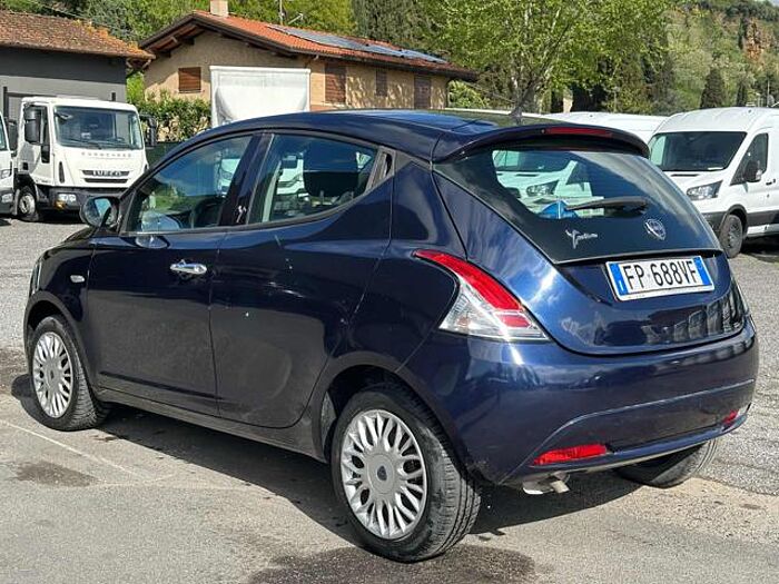 Lancia Ypsilon 1.2l